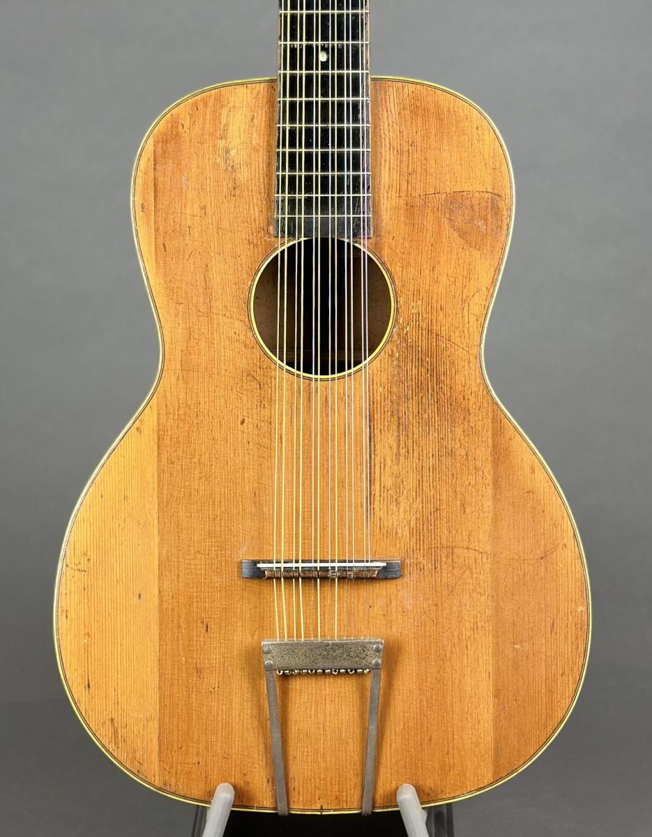 Regal 12 String c 1943