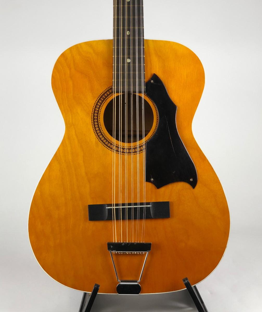 Harmony Silvertone H1227 12-String 1972 v2037